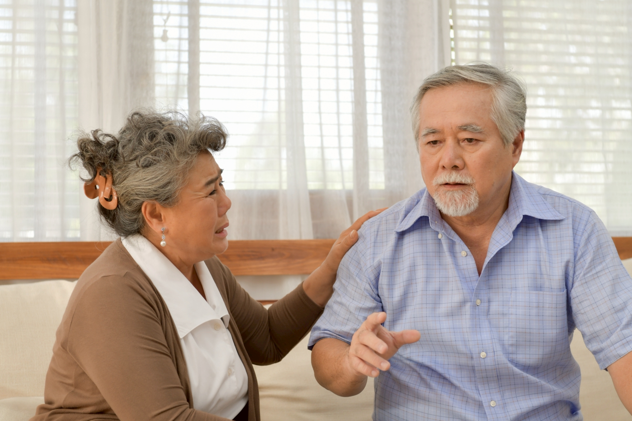 เมื่อพ่อแม่เริ่ม "ดื้อ" และ "เอาแต่ใจ": เข้าใจพายุทางอารมณ์ด้วยความรัก